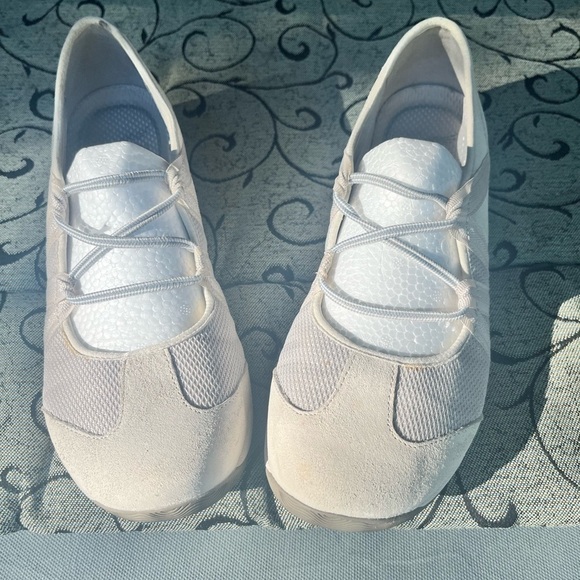 Dansko Shoes - Dansko Women Honey Comfort 4510612061 Beige Suede Slip On Shoe  EU41 US 10.5/11